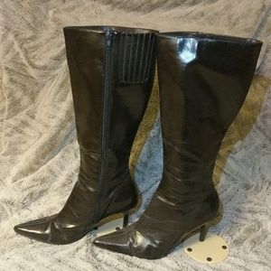 Mid Calf Brown Boots